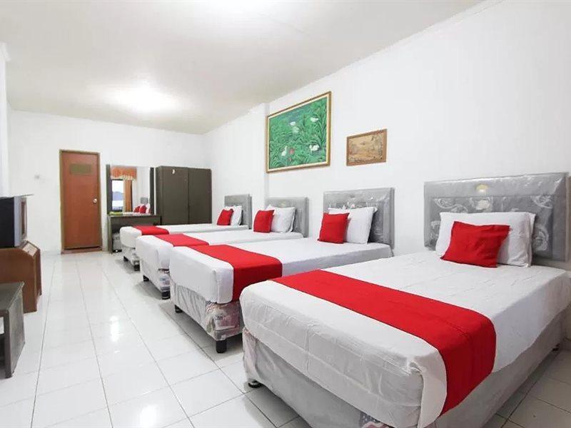 Oyo 90028 Hotel Victory Batu  Kültér fotó