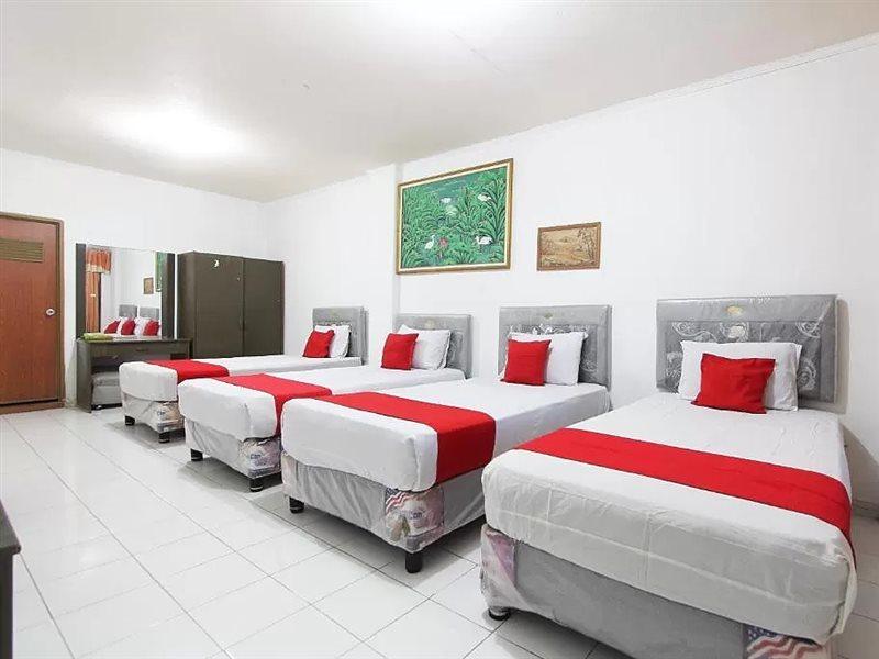 Oyo 90028 Hotel Victory Batu  Kültér fotó