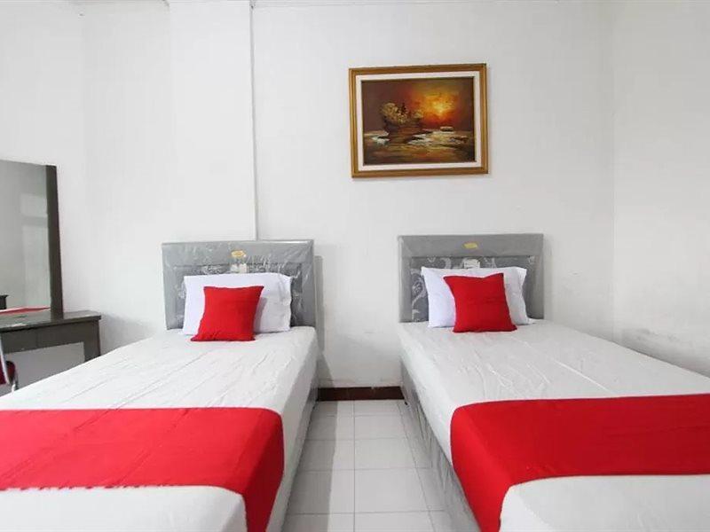 Oyo 90028 Hotel Victory Batu  Kültér fotó