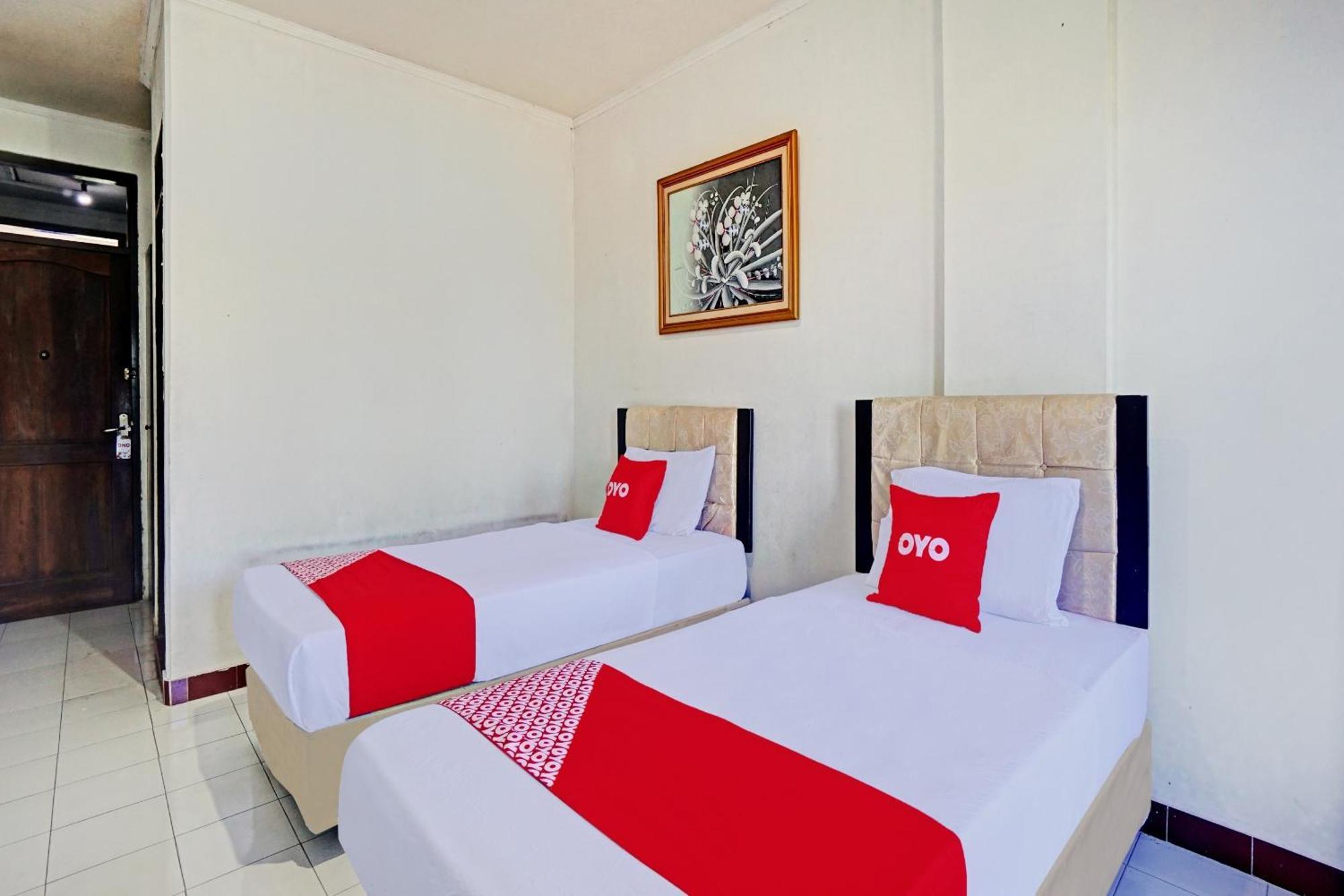 Oyo 90028 Hotel Victory Batu  Kültér fotó