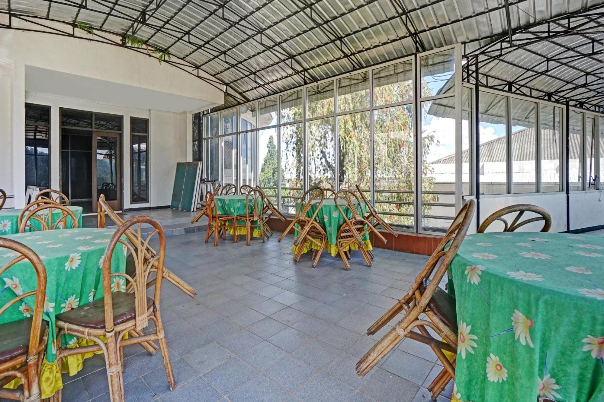 Oyo 90028 Hotel Victory Batu  Kültér fotó
