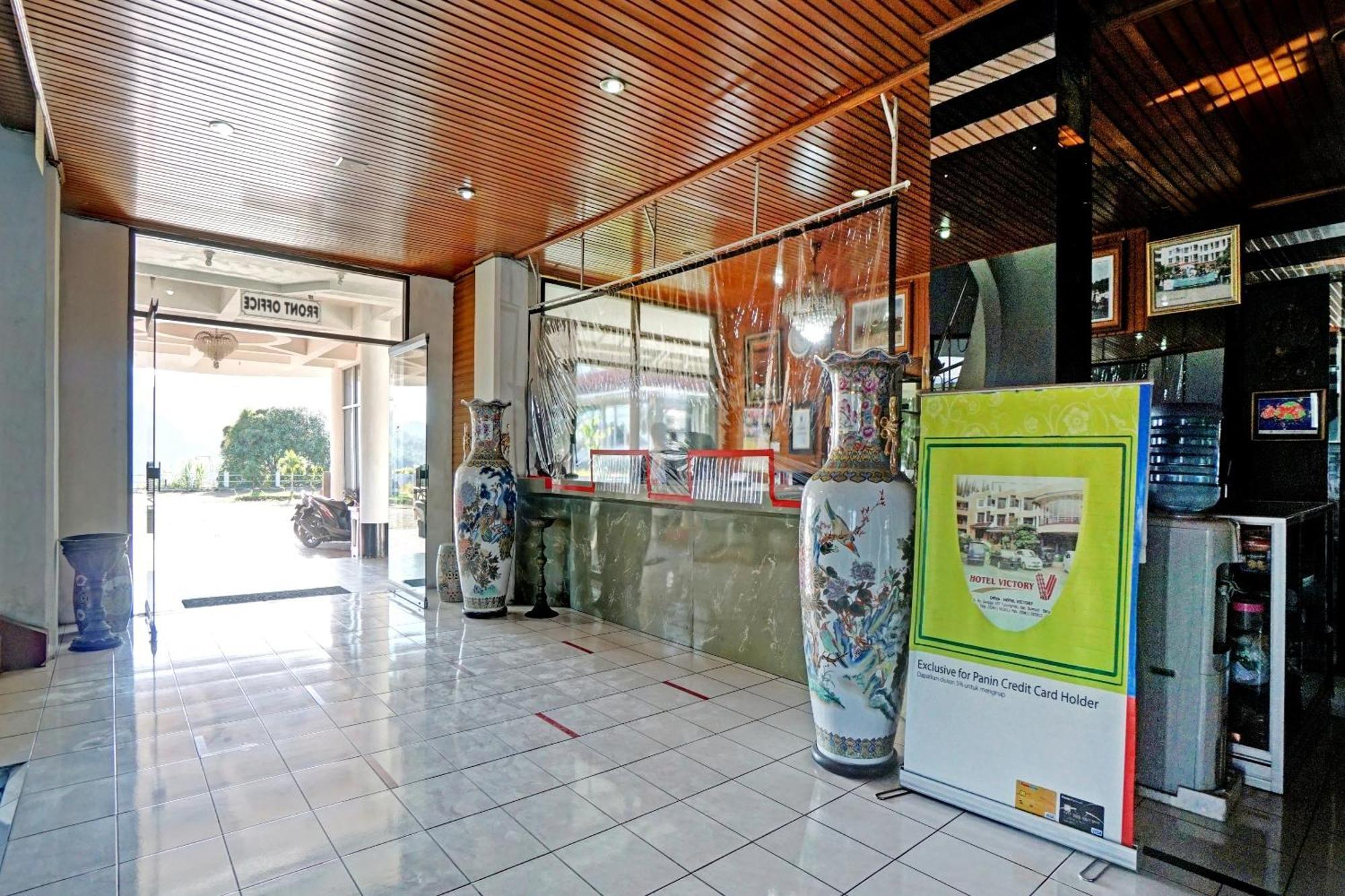 Oyo 90028 Hotel Victory Batu  Kültér fotó