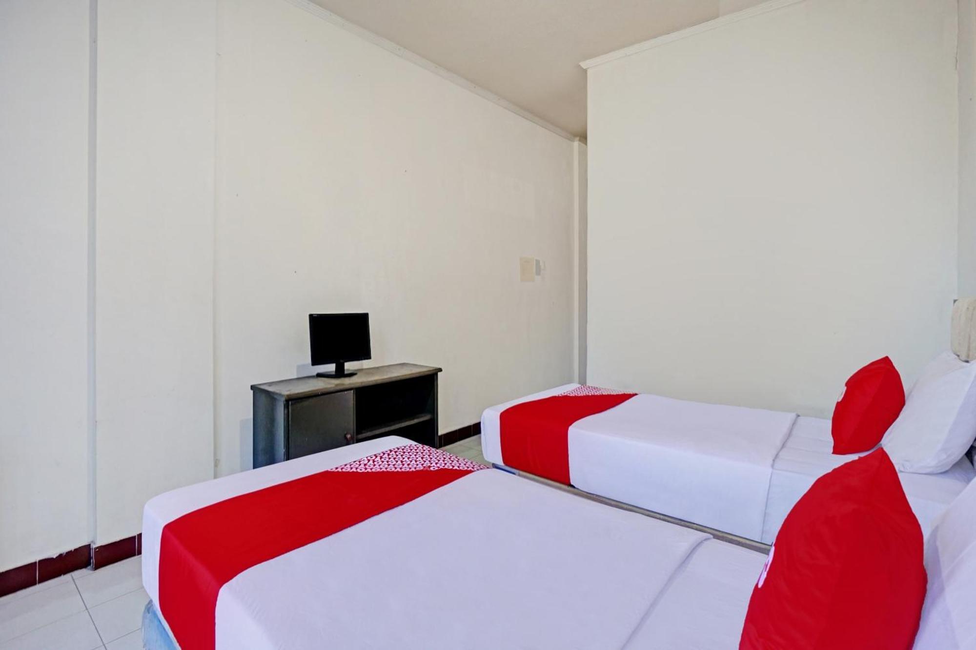 Oyo 90028 Hotel Victory Batu  Kültér fotó