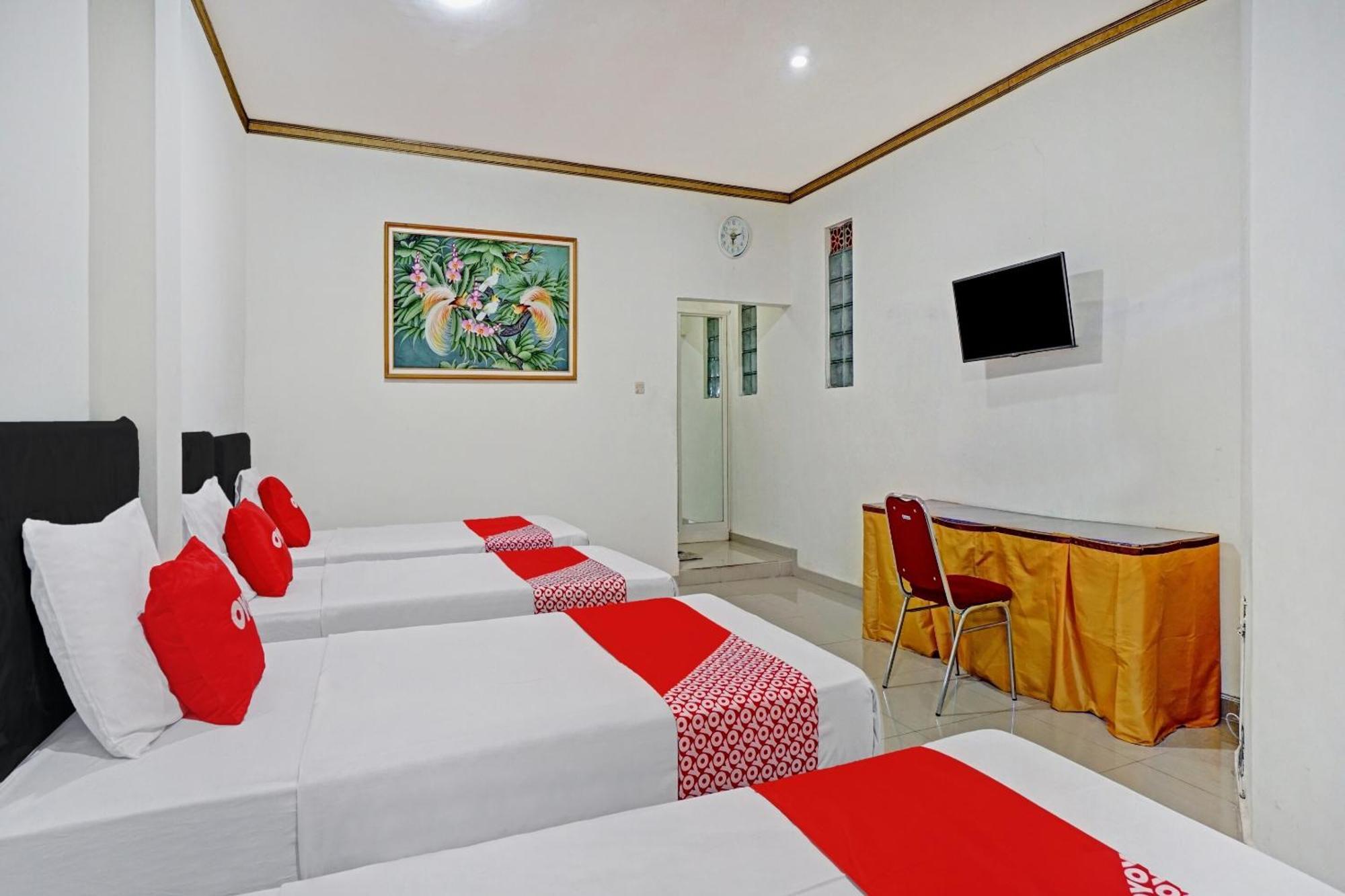 Oyo 90028 Hotel Victory Batu  Kültér fotó