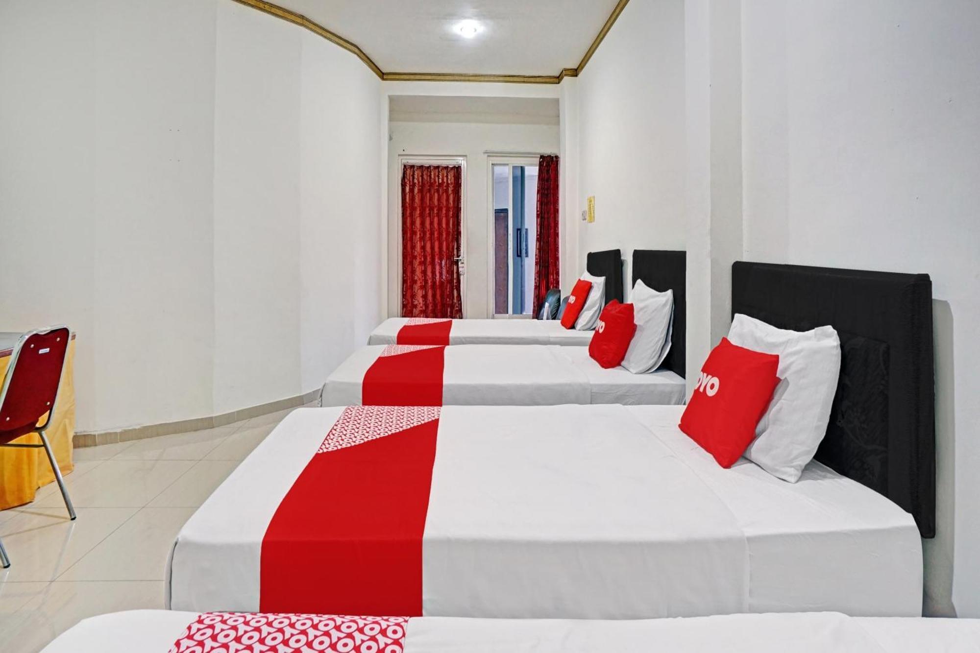 Oyo 90028 Hotel Victory Batu  Kültér fotó